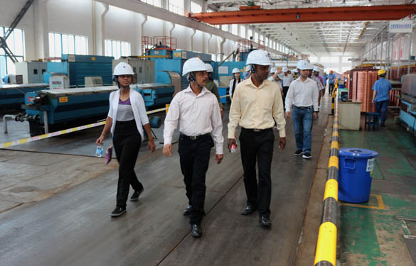 东友邦家标准化官员来mg冰球突破电缆旅行考察