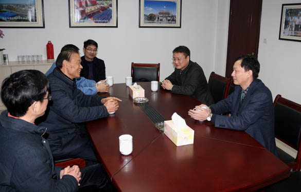 溧阳市地税局局长鞠嘹亮一行来mg冰球突破电缆走访