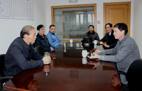 溧阳市地税局局长鞠嘹亮一行来mg冰球突破走访