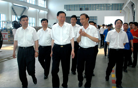 江苏省委书记罗志军来mg冰球突破集团视察